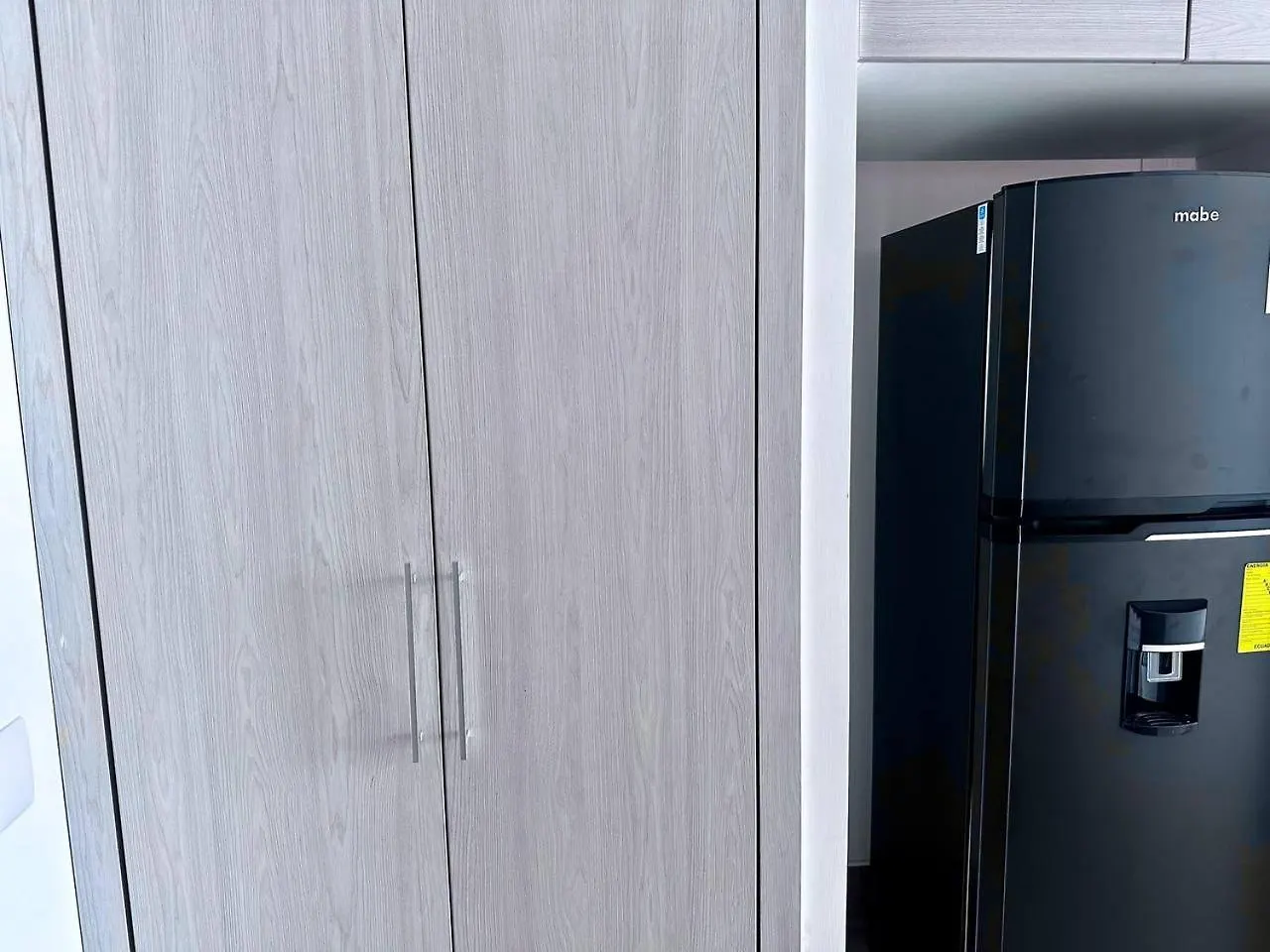 Suites Cerca Del Aeropuerto - Terminal Terrestre Y Centros Comerciales Guayaquil Apartment