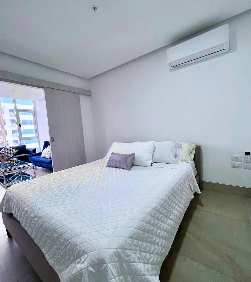 Suites Cerca Del Aeropuerto - Terminal Terrestre Y Centros Comerciales Guayaquil Apartment