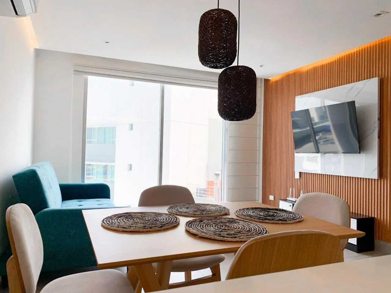Apartment Suites Cerca Del Aeropuerto - Terminal Terrestre Y Centros Comerciales Guayaquil